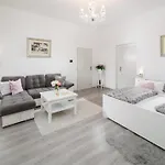 דירה U Pramene